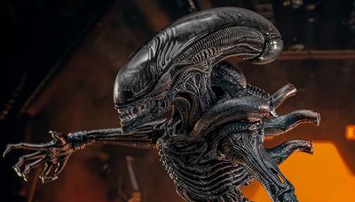 SF・ファンタジー・ホラー NECA Alien: Romulus Scorched Xenomorph Alien Romulus 7 Inch Action Figure Ultimate - Scorched