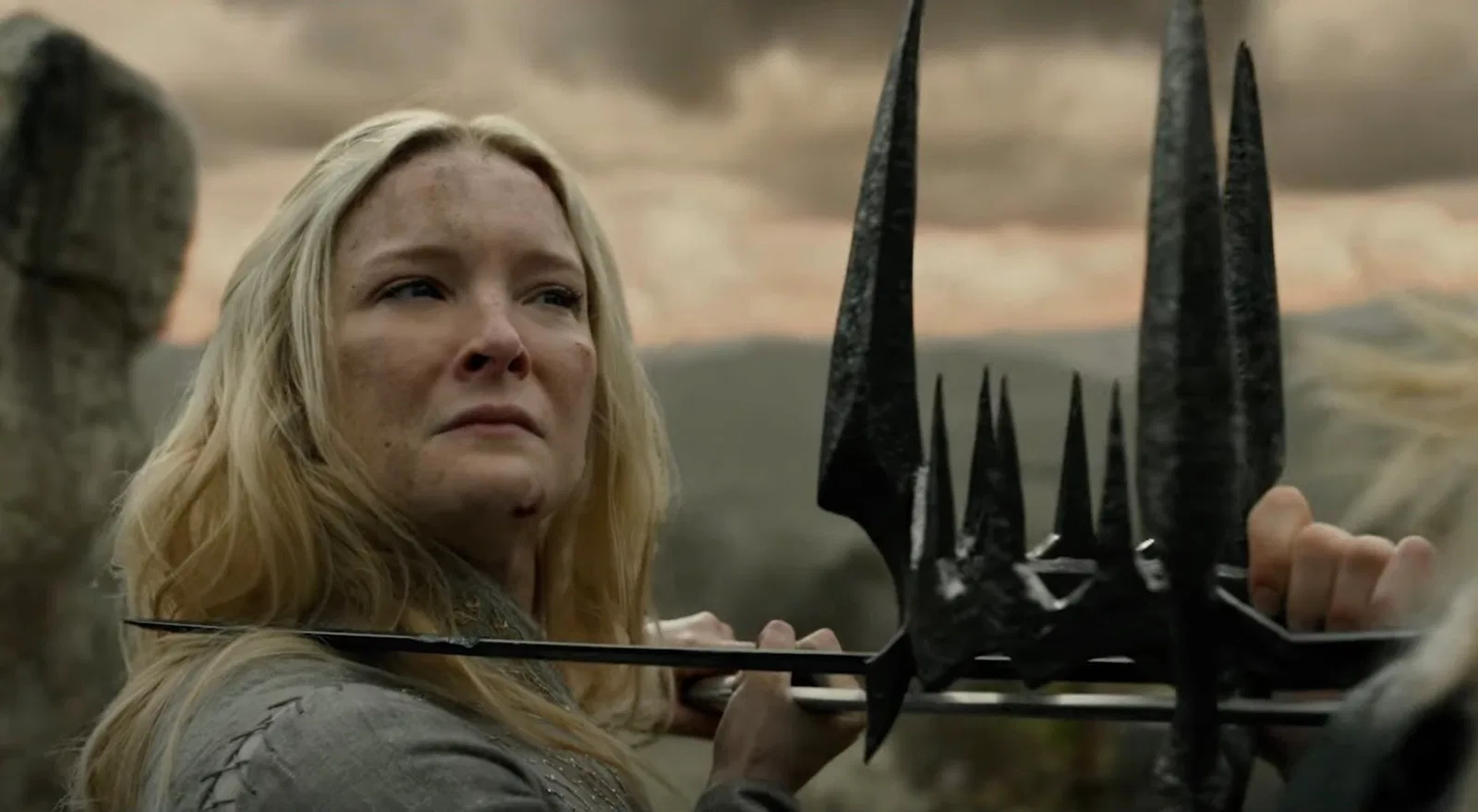 Sauron brings war to Middle-earth in The Lord of the Rings: The Rings
