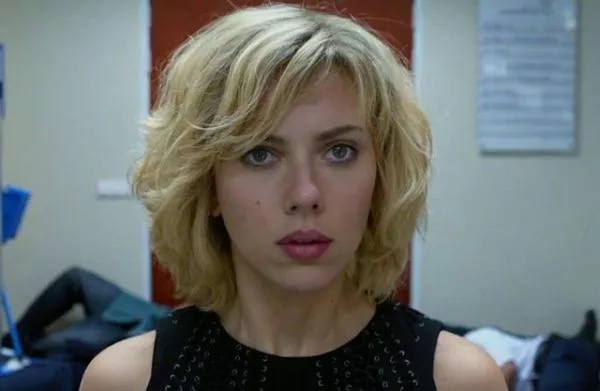 Scarlett Johansson slammed for controversial casting comments