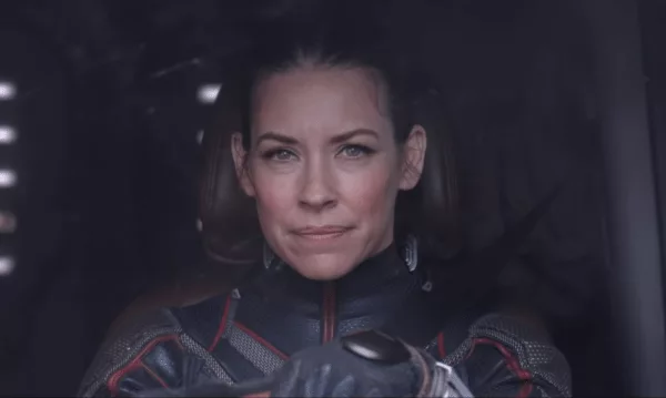 Page 1-Evangeline Lilly On Being Cast In 'Ant-Man'; Takes Shot At DC -  Heroic Hollywood