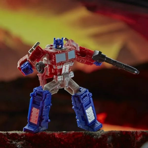 Official Image of Reformatted Beast Hunters Optimus Prime From