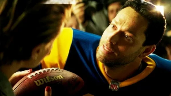 Zachary Levi's Kurt Warner Biopic AMERICAN UNDERDOG Gets a Poster and  Release Date — GeekTyrant