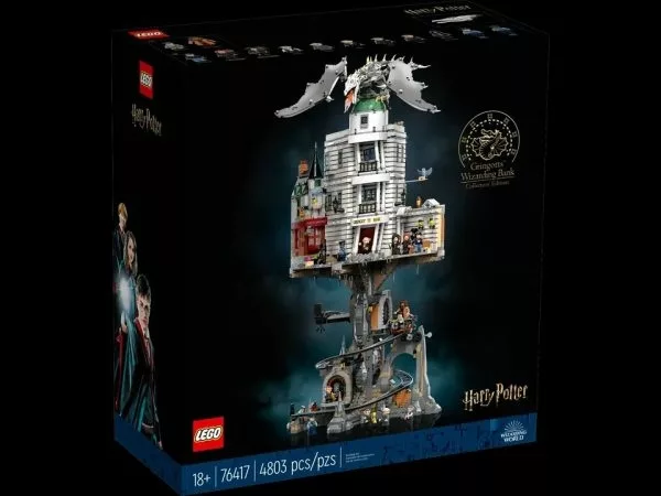 LEGO Harry Potter: New Hogwarts Castle and Gringotts Bank Set