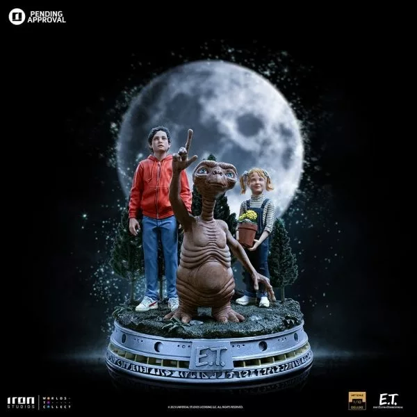 E.T.: the Extra-Terrestrial collectible statue unveiled by Iron