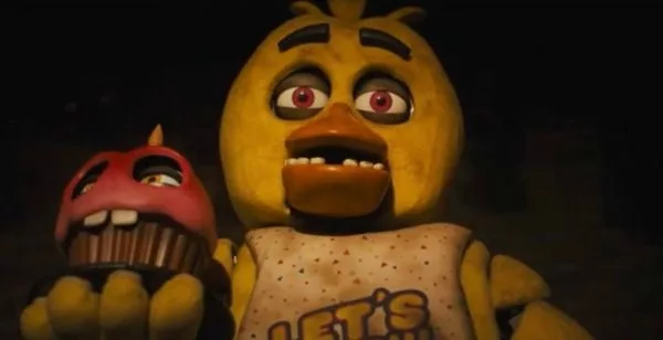 Withered Chica is an underrated, terrifying character design. :  r/fivenightsatfreddys