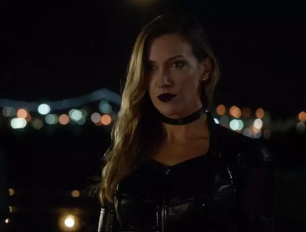 Black Siren strikes in synopsis for Arrow Season 6 Episode 4 - 'Reversal'