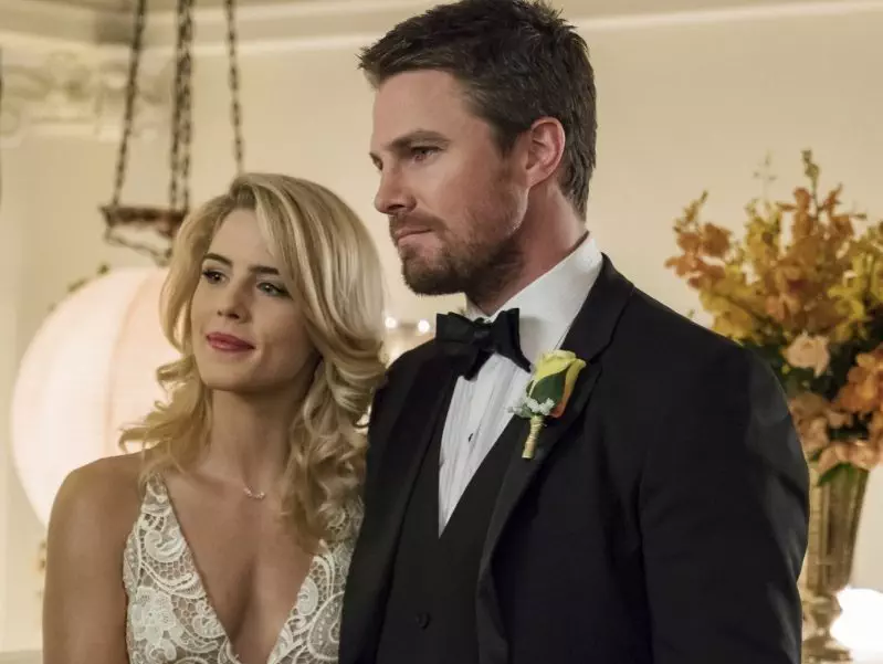 Watch A Clip From Tonights Episode Of Arrow Irreconcilable Differences 8288