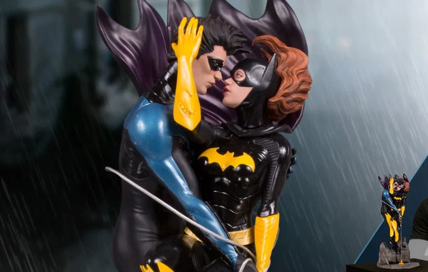 DC Designer Series Nightwing and Batgirl statue unveiled