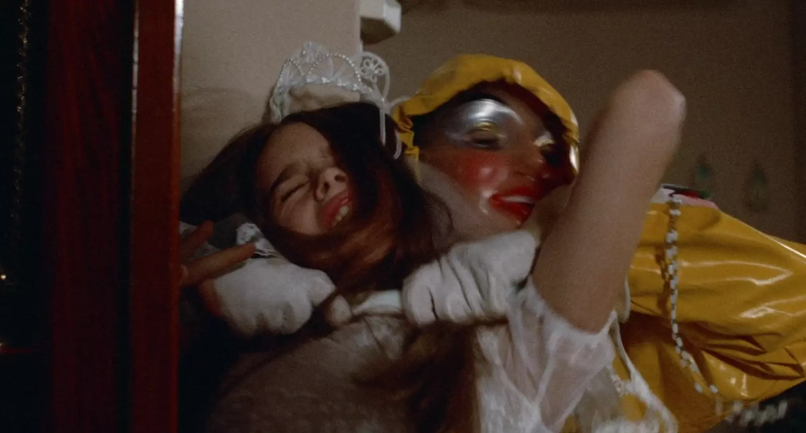 The Horrorble People's Podcast / Episode 122: Alice, Sweet Alice (1976)