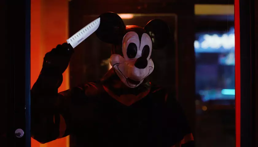 Mickey Mouse slasher horror movie Mickey's Mouse Trap gets a trailer ...