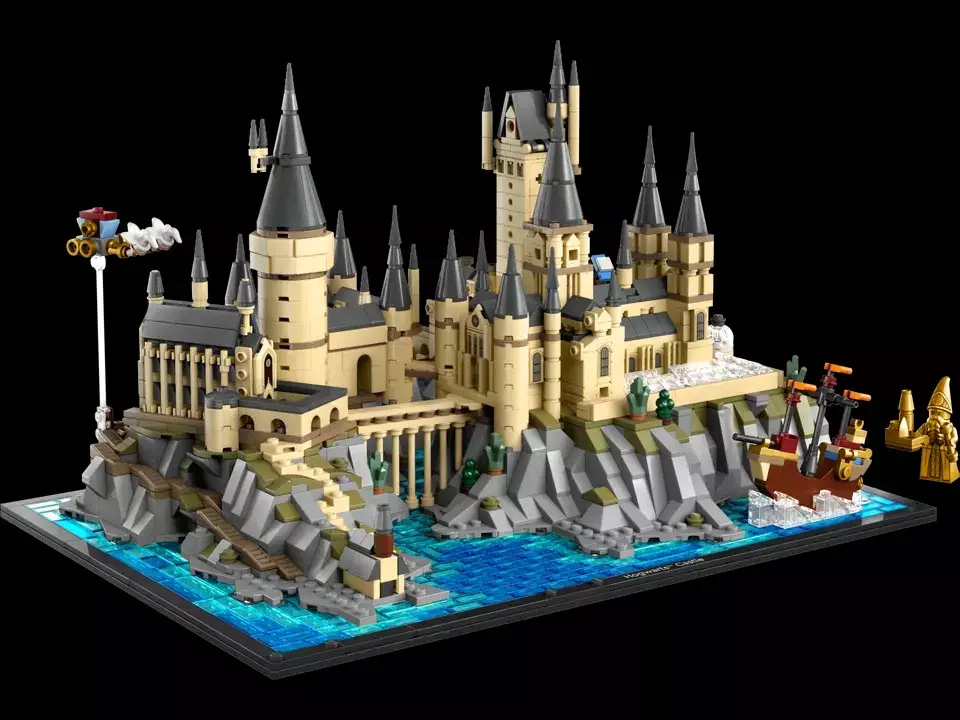 LEGO Hogwarts Castle and Grounds releasing in September